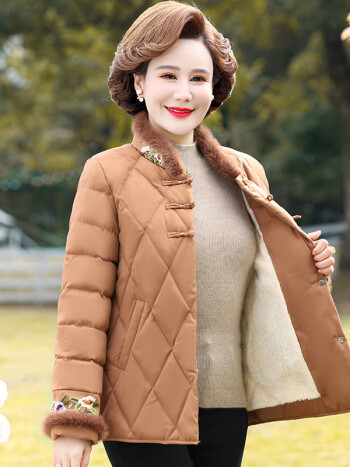 {賭波}(中老年人的衣服女装图片欣赏)